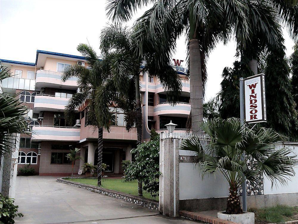 Hotel Windsor Yangon Exterior photo