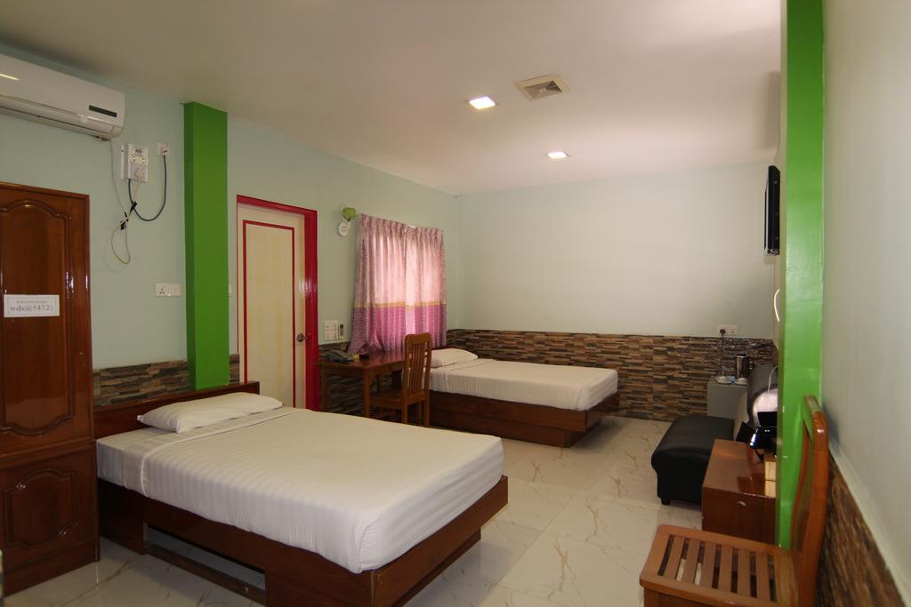 Hotel Windsor Yangon Exterior photo